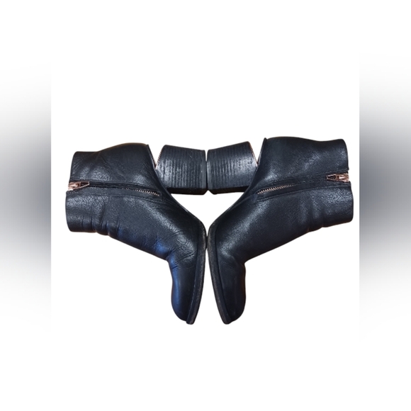 Alexander Wang EUC Gabi Black Leather Block Heel Booties Size 36.5 - Picture 5 of 10